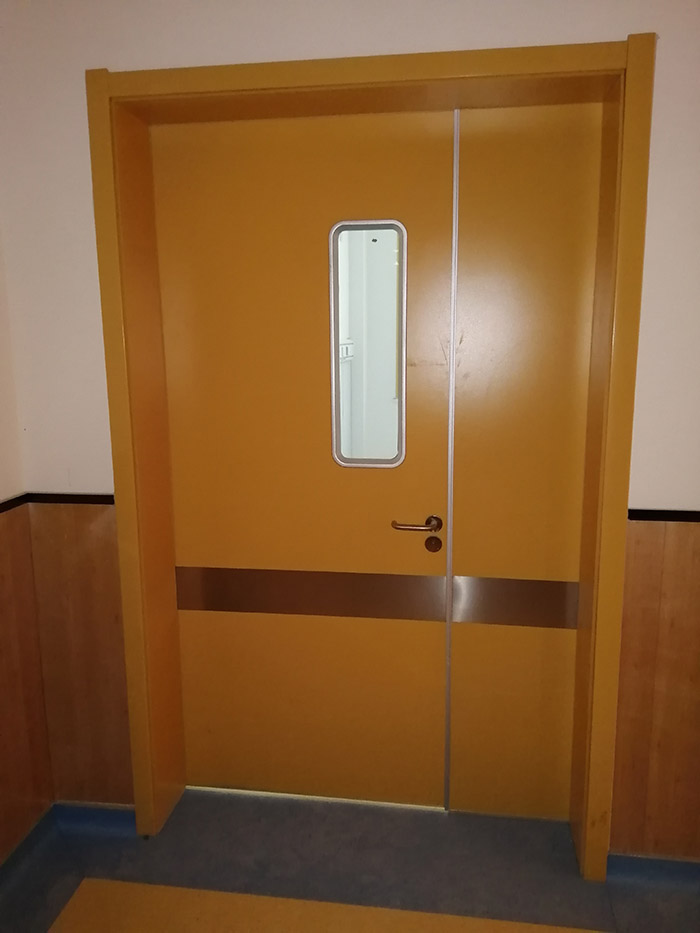 中醫(yī)院木質(zhì)門安裝完工，儒雅沉穩(wěn)上檔次